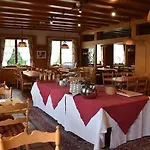 Am Schoenenberg 3*