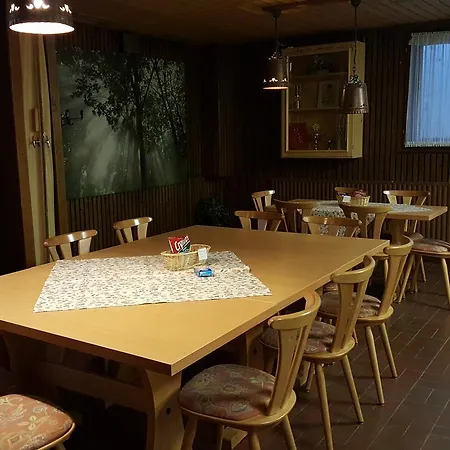 Am Schoenenberg Hotell 3*