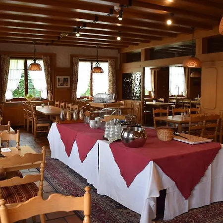 Hotel Am Schoenenberg 3*