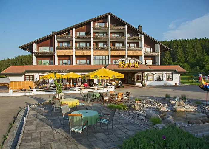 Hotel Am Schoenenberg 3*